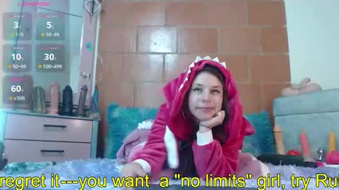 rubyemerald_ online show from March 3, 2026, 2:07 am