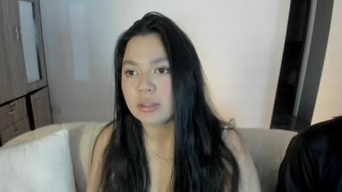 Snapshot of rubyhlowe chatting on April 22, 2026, 2:47 am RUBY online show from April 22, 2026, 2:47 am
