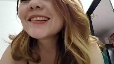 Snapshot of rubyklar chatting on December 21, 2025, 10:06 pm Rubyklar online show from December 21, 2025, 10:06 pm