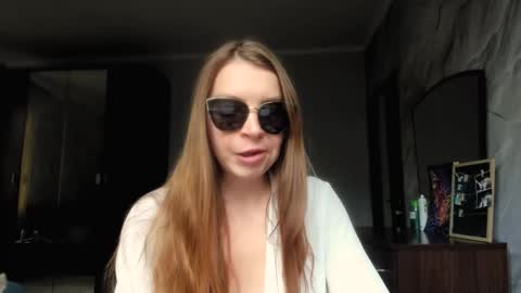 rubyskot online show from December 15, 2025, 11:14 am