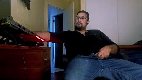 Snapshot of ruck_31 chatting on January 3, 2025, 12:00 am  Ruck  online show from January 3, 2025, 12:00 am