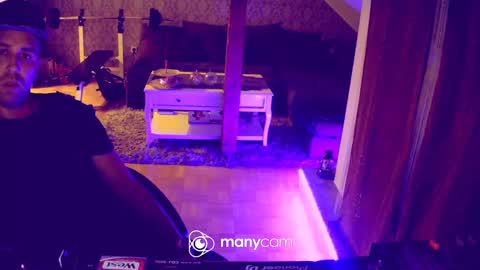 rudeboyyy91 online show from December 8, 2024, 6:22 am