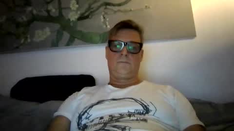 rudeski online show from November 3, 2025, 4:19 pm