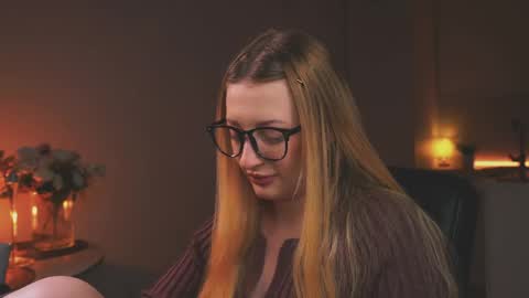 Mila online show from April 20, 2026, 5:05 pm