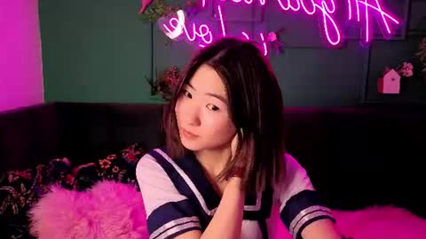 Snapshot of runi_asian chatting on June 14, 2026, 1:25 am Runi online show from June 14, 2026, 1:25 am