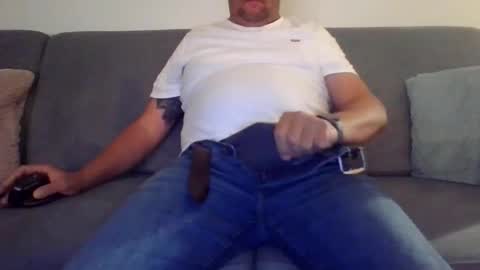 Snapshot of runner_1978 chatting on September 21, 2025, 8:10 pm runner_1978 online show from September 21, 2025, 8:10 pm