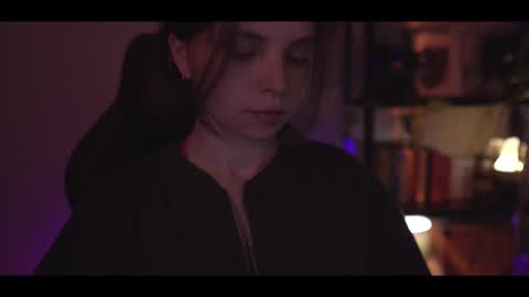 Snapshot of running_with_the_wolves chatting on March 3, 2025, 10:20 pm Elena online show from March 3, 2025, 10:20 pm