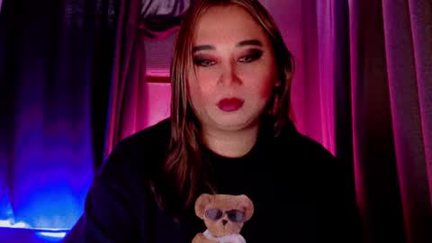 russ_skyxx online show from February 4, 2025, 12:40 am