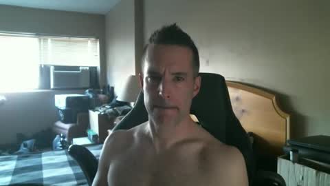 Snapshot of rustic_cuse_777 chatting on October 6, 2025, 9:12 pm rustic_cuse_777 online show from October 6, 2025, 9:12 pm