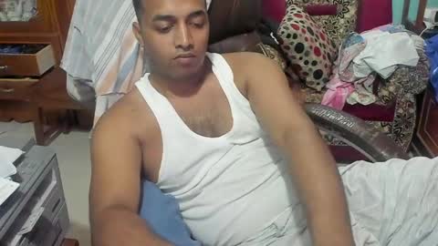 rwb17 online show from April 24, 2026, 6:05 am