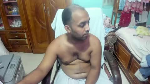 rwb17 online show from April 30, 2026, 11:27 am