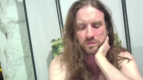 Snapshot of rwb1982 chatting on May 11, 2026, 10:40 pm rwb1982 online show from May 11, 2026, 10:40 pm