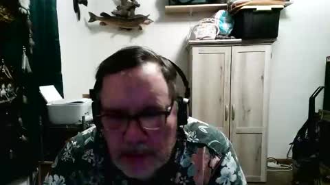 rwzar_1965 online show from April 15, 2026, 1:56 am