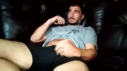 ryan198650 online show from April 26, 2026, 11:46 pm