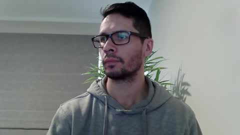 Ryan online show from November 2, 2025, 11:29 pm