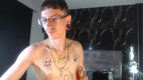 Snapshot of ryan_owenss chatting on June 17, 2026, 4:04 am Ryan Owenss online show from June 17, 2026, 4:04 am