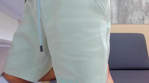 Ryan online show from November 28, 2025, 1:03 pm