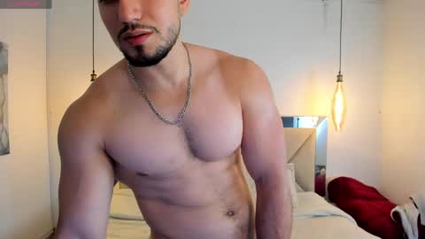 Snapshot of ryan_ward79 chatting on May 22, 2026, 3:46 am Ryan online show from May 22, 2026, 3:46 am