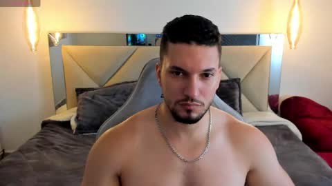 Snapshot of ryan_ward79 chatting on May 24, 2026, 12:21 pm Ryan online show from May 24, 2026, 12:21 pm