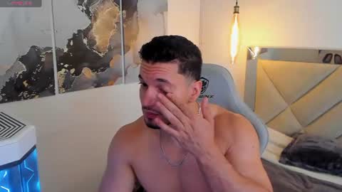 Ryan online show from August 3, 2026, 2:33 pm
