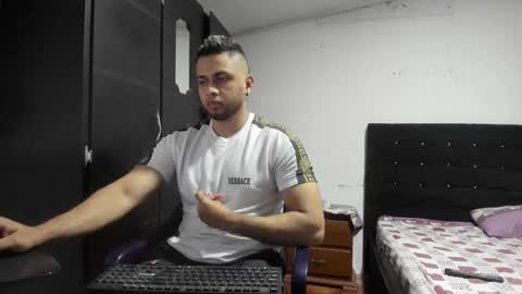 ryan_xc1 online show from February 28, 2026, 2:12 am