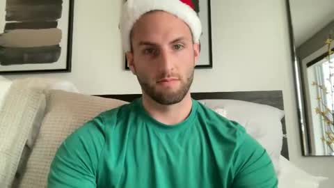 Snapshot of ryanandchadcb chatting on December 4, 2024, 7:01 pm Ryan  Chad online show from December 4, 2024, 7:01 pm