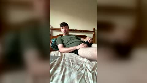 Snapshot of ryanbirm chatting on July 8, 2026, 7:18 pm ryanbirm online show from July 8, 2026, 7:18 pm