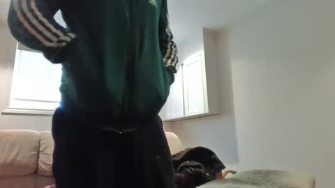 Ryland online show from December 25, 2024, 4:54 pm