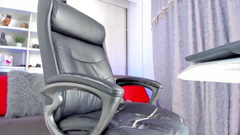 ryanboy30 online show from December 5, 2024, 1:28 pm