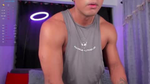 ryanboy30 online show from February 13, 2025, 2:52 pm