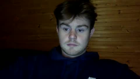 ryanhung_57 online show from December 3, 2024, 4:58 am