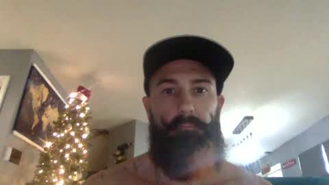 ryans0126 online show from December 16, 2024, 6:38 pm