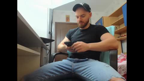 Ryanstone  online show from January 9, 2026, 4:26 am