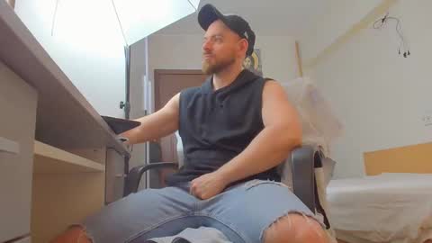 Ryanstone  online show from April 6, 2026, 4:10 am