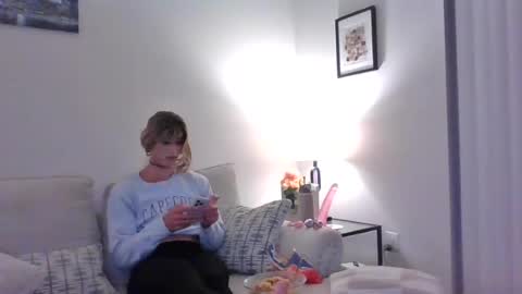 Rylie DeWhore online show from July 31, 2026, 1:27 am