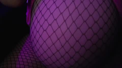 Snapshot of rynn_x chatting on June 12, 2026, 6:01 am SINGLE WIDOWED MOM online show from June 12, 2026, 6:01 am