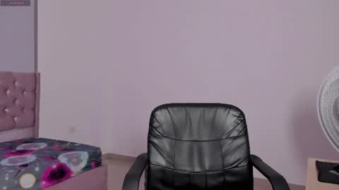 ryo_kush0 online show from July 28, 2026, 4:39 pm