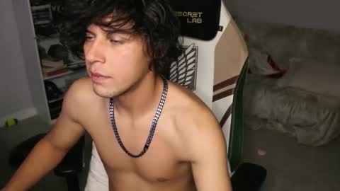 Snapshot of ryot35 chatting on October 26, 2025, 4:18 am Ryot3 online show from October 26, 2025, 4:18 am