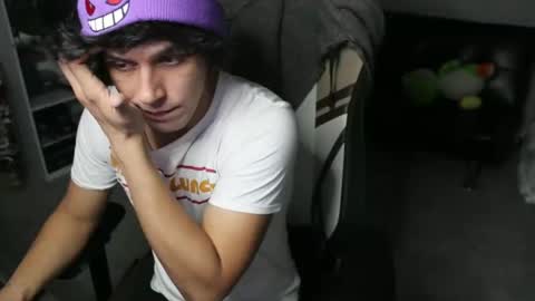 Ryot3 online show from November 4, 2025, 2:32 am