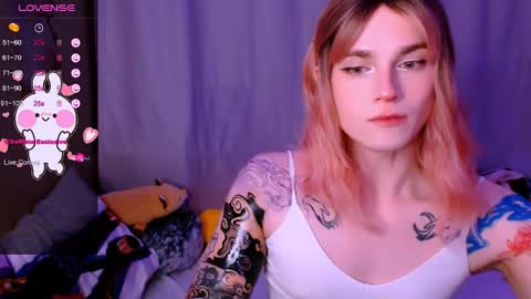  Alice  online show from April 3, 2026, 5:44 pm