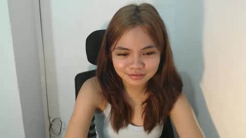 s1mpera online show from May 5, 2026, 3:42 pm