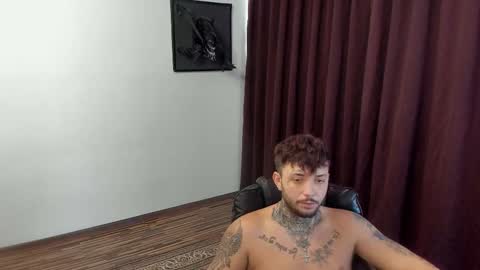 s1nmaster online show from November 3, 2025, 8:26 am