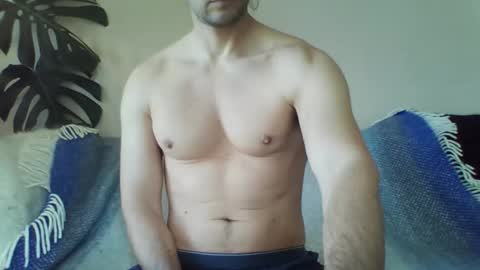 Snapshot of s43_ chatting on October 22, 2025, 10:15 am s43_ online show from October 22, 2025, 10:15 am