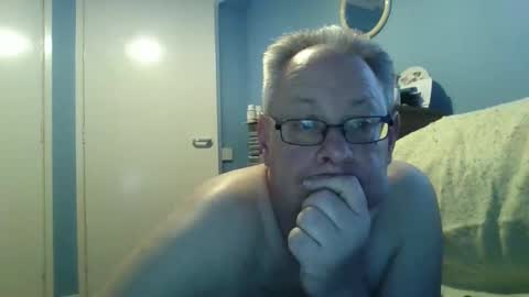 Snapshot of s536sny18 chatting on May 3, 2026, 12:33 pm s536sny18 online show from May 3, 2026, 12:33 pm