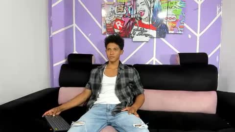 s_d_b_hot online show from April 28, 2026, 8:03 pm