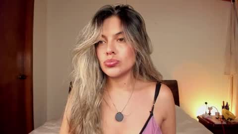 Leslie Beltrn online show from April 27, 2026, 4:21 am