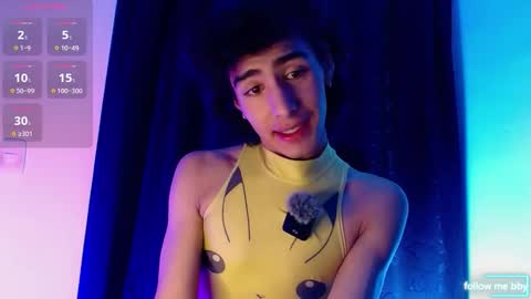 Snapshot of saanti_foxs chatting on October 23, 2025, 1:38 am Santi online show from October 23, 2025, 1:38 am