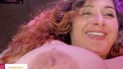 Snapshot of saara__queen chatting on December 17, 2024, 6:35 am saara__queen online show from December 17, 2024, 6:35 am