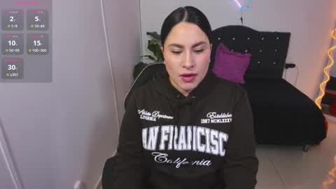 Snapshot of saaya_tay chatting on October 22, 2025, 3:07 am saaya_tay online show from October 22, 2025, 3:07 am