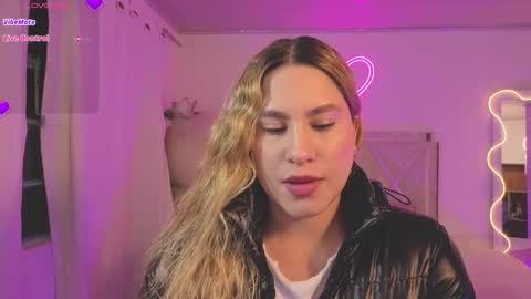 Snapshot of saaya_tay chatting on February 18, 2026, 3:13 am saaya_tay online show from February 18, 2026, 3:13 am